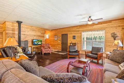 Photo of 9400 Lewis Peak Road
