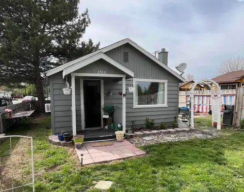 Photo of 3706 Grant Lp