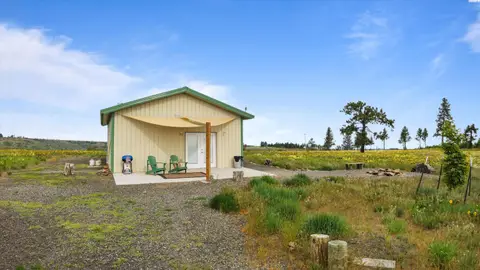 Photo of 580 Reservoir Ln