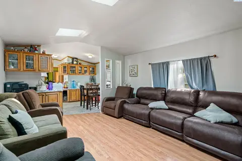 Photo of 2906 W 7th Ave
