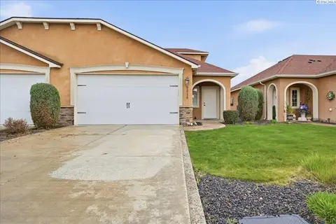 Photo of 9318 Majestia Lane