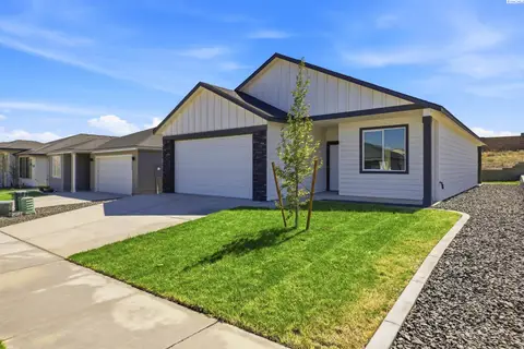 Photo of 2928 Meadowlark Ave