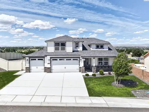 Photo of 1409 SW Kelandren Dr