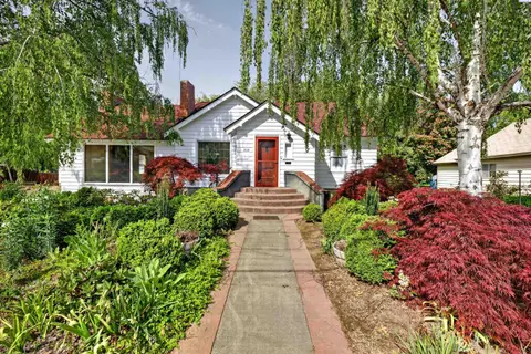 Photo of 804 Fern Ave