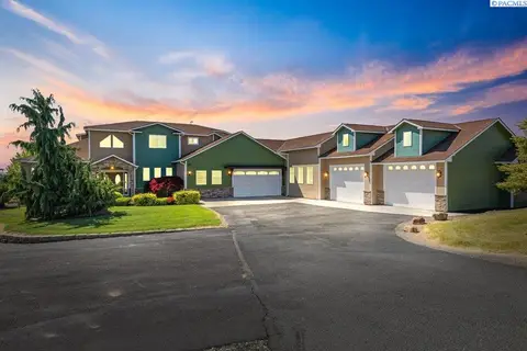 Photo of 500 Saint Hilaire Rd