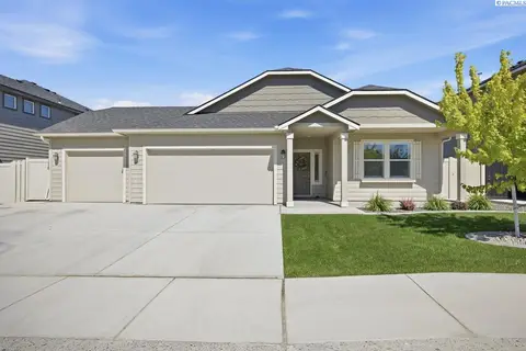 Photo of 647 Marysville Way