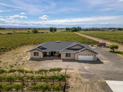 Photo of 2050 Olmstead Road