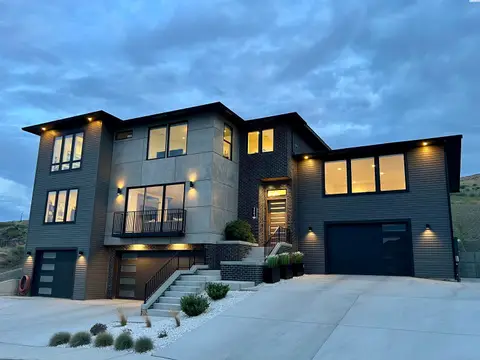 Photo of 5001 Hershey Ln