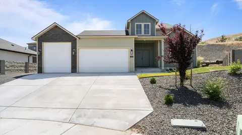 Photo of 760 Mara Loop