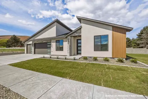 Photo of 2339 Lariat Lane