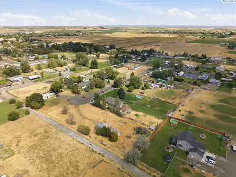 Photo of 131 Off Place