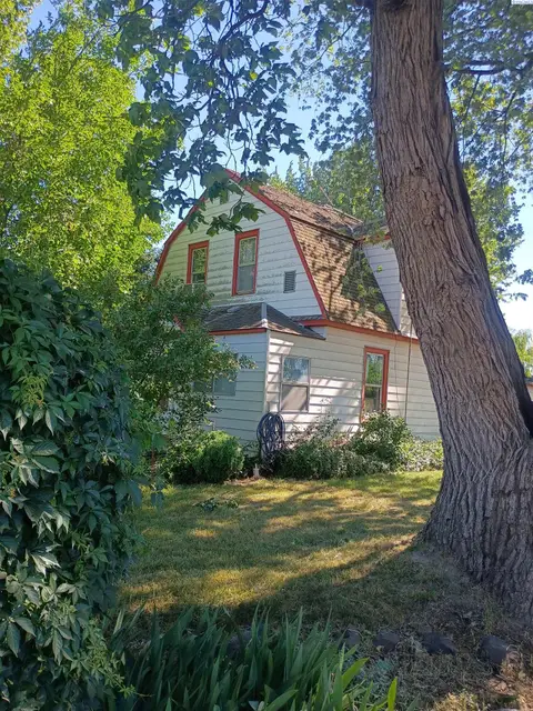 Photo of 31 N McLean rd
