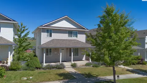 Photo of 1180 SW Lost Trail Dr