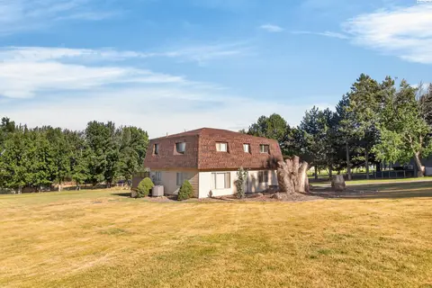 Photo of 509 W Wagon Wheel Pr NW