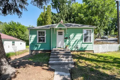 Photo of 1320 NE Mcgee