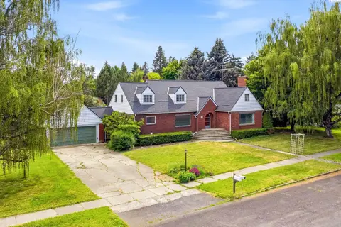 Photo of 303 W Steptoe Ave