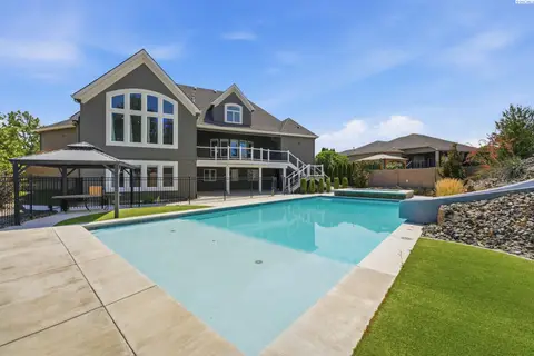 Photo of 5000 W 19th