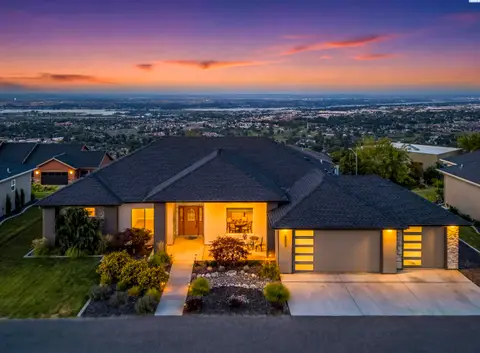 Photo of 2521 Falconcrest Loop