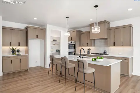 Photo of 2385 Waterhill Ave.