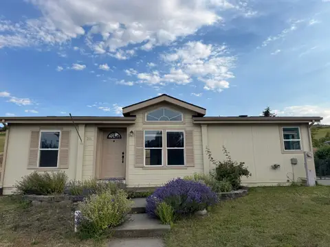 Photo of 216 NW Lancer
