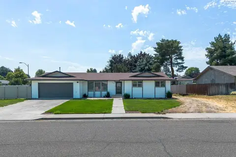 Photo of 3801 W 17th Avenue