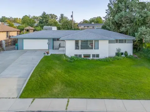 Photo of 2923 W Canal Dr