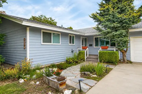 Photo of 1878 Mahan Avenue