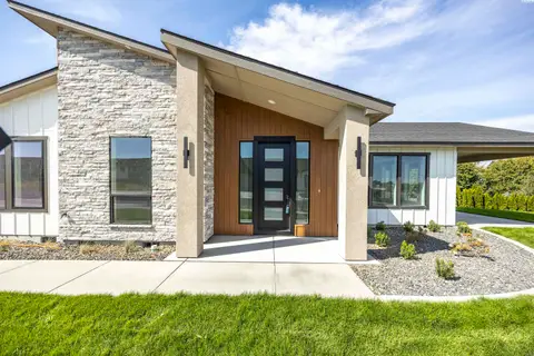 Photo of 2324 Lariat Lane
