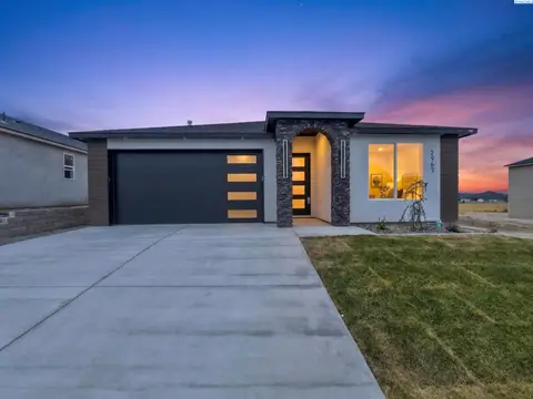 Photo of 2967 Meadowlark Ave