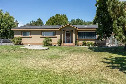 Photo of 1203 E 27th Ave.