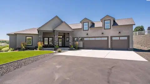 Photo of 1506 N Bermuda Rd