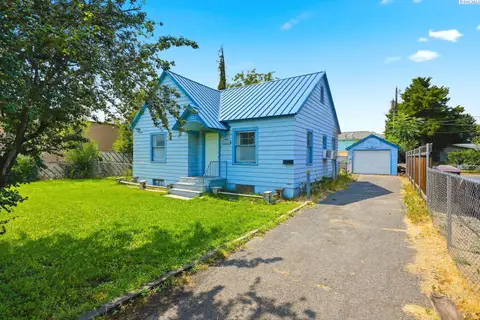 Photo of 1410 3rd Avenue