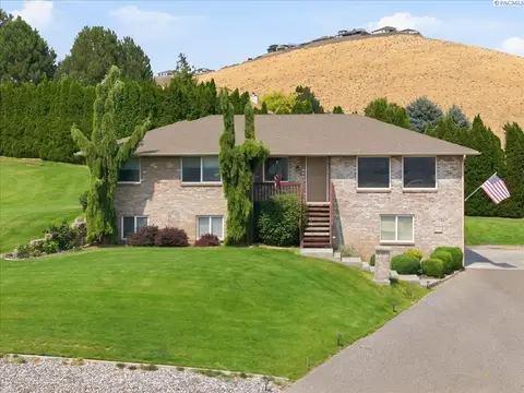 Photo of 210 Rachel Rd