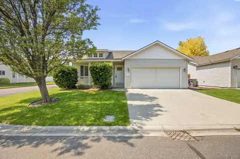 Photo of 1599 Foxglove Avenue