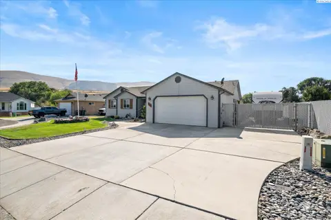 Photo of 505 Paver Ct