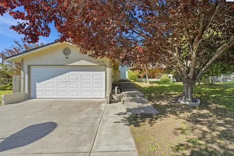 Photo of 1610 Teal Ct.