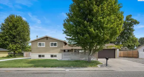Photo of 1630 Birch