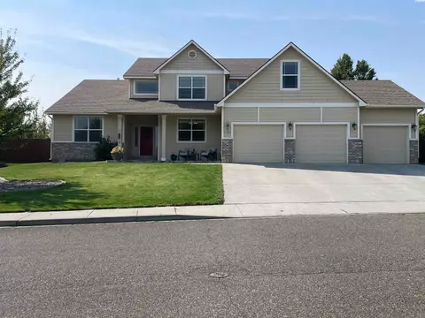 Photo of 8501 W 6th Ave