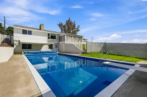 Photo of 3003 W 4th Ave
