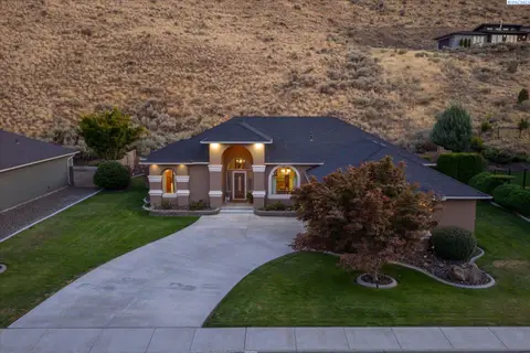 Photo of 1031 Meadow Hills Drive