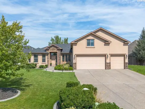 Photo of 2994 Riverbend Drive