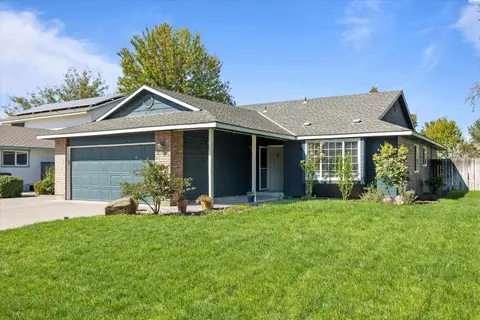 Photo of 2351 Hummingbird Lane
