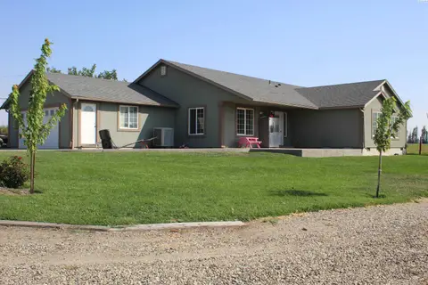 Photo of 6992 Van belle Rd