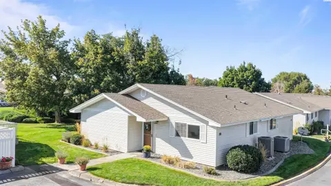 Photo of 4203 W Kennewick Ave.