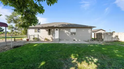 Photo of 503 Riverfront Rd
