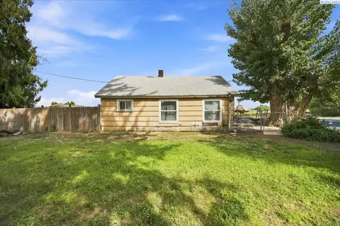 Photo of 703 N 5th St