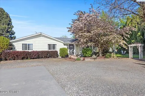 Photo of 10401 N 1739 PR NW