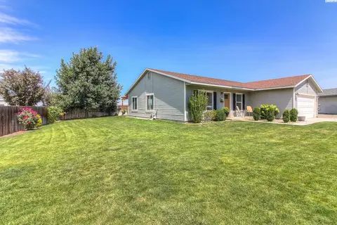 Photo of 120 SW Malibu Dr.