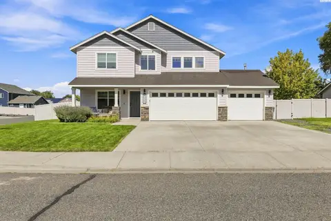 Photo of 1520 W 40th Place