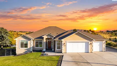 Photo of 4235 Maple Ln.